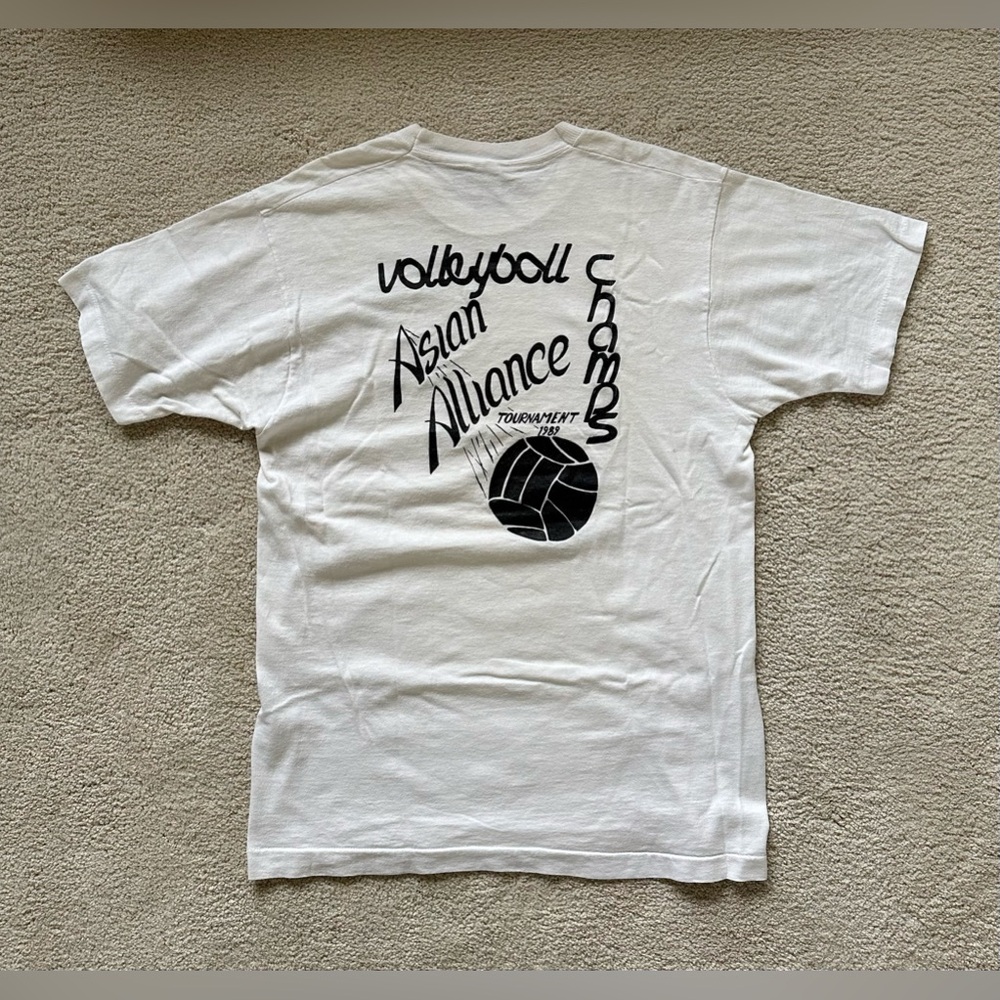 ❌SOLD❌ Vintage 80’s Volleyball T